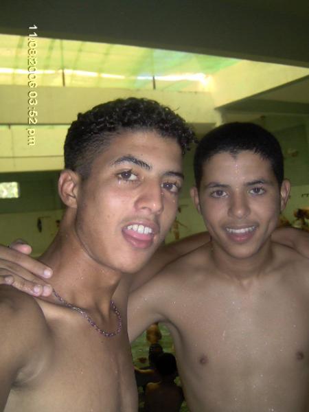 les 2 fou moi et sakhi